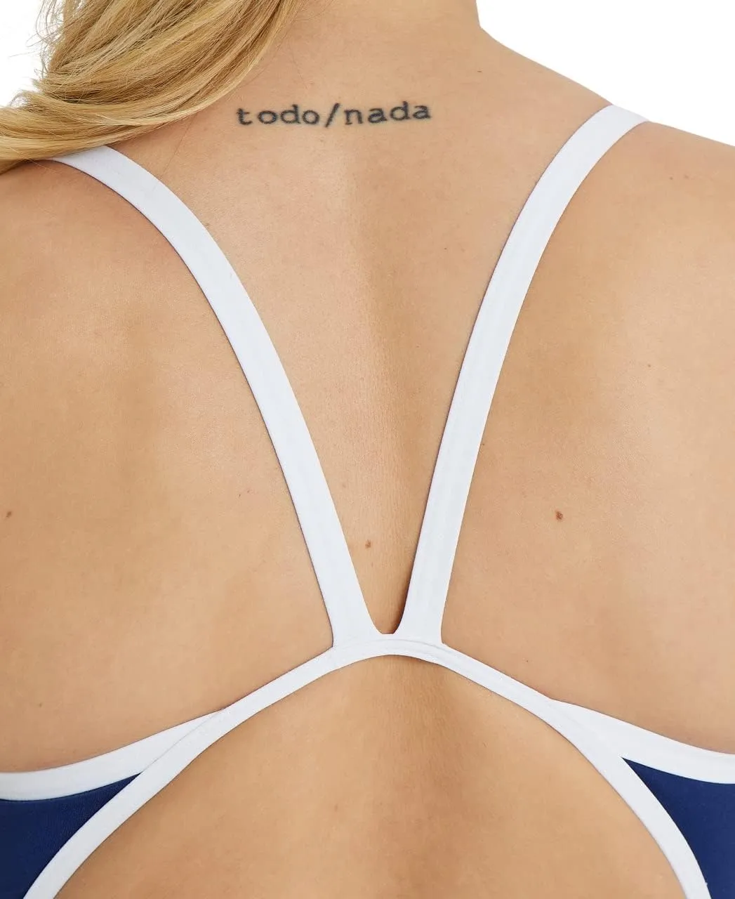 ARENA Women's Icons Solid Sports Swimsuit Super Fly Back Racing Training Competitive Swim Bathing Suit Athletic Swimwear