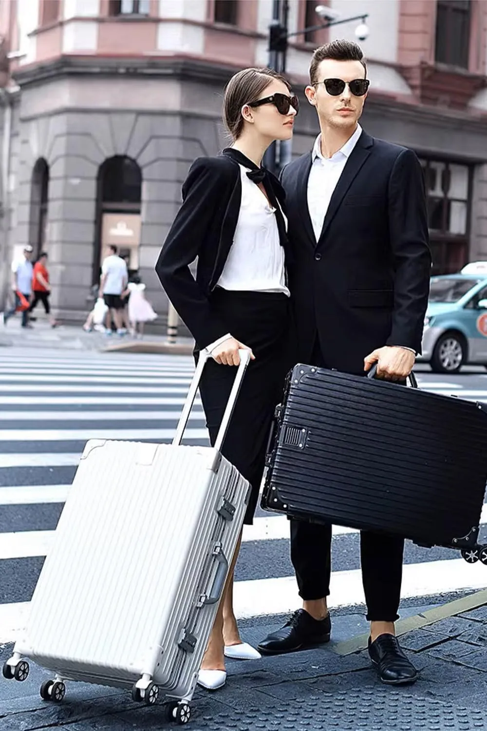 HotWay 28 Inch Checked in Luggage with Aluminum Frame,PC Hard Shell Suitcase with Spinner Wheels and TSA Lock, Large Suitcase for Travel, White