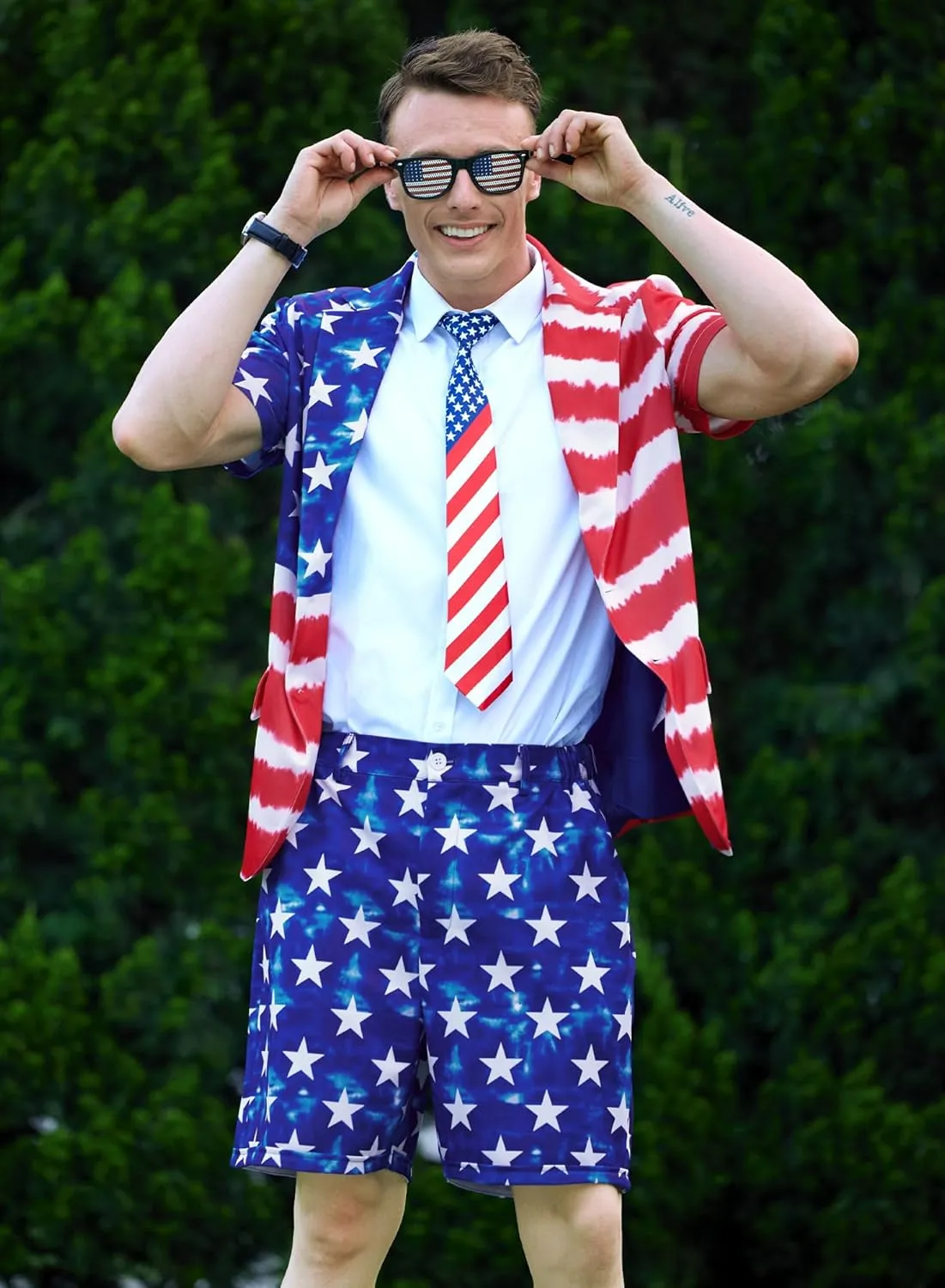 Mainfini Men's 3 Pcs American Flag Suit 4th of July Blazer with Shorts Tie (S-XXL)