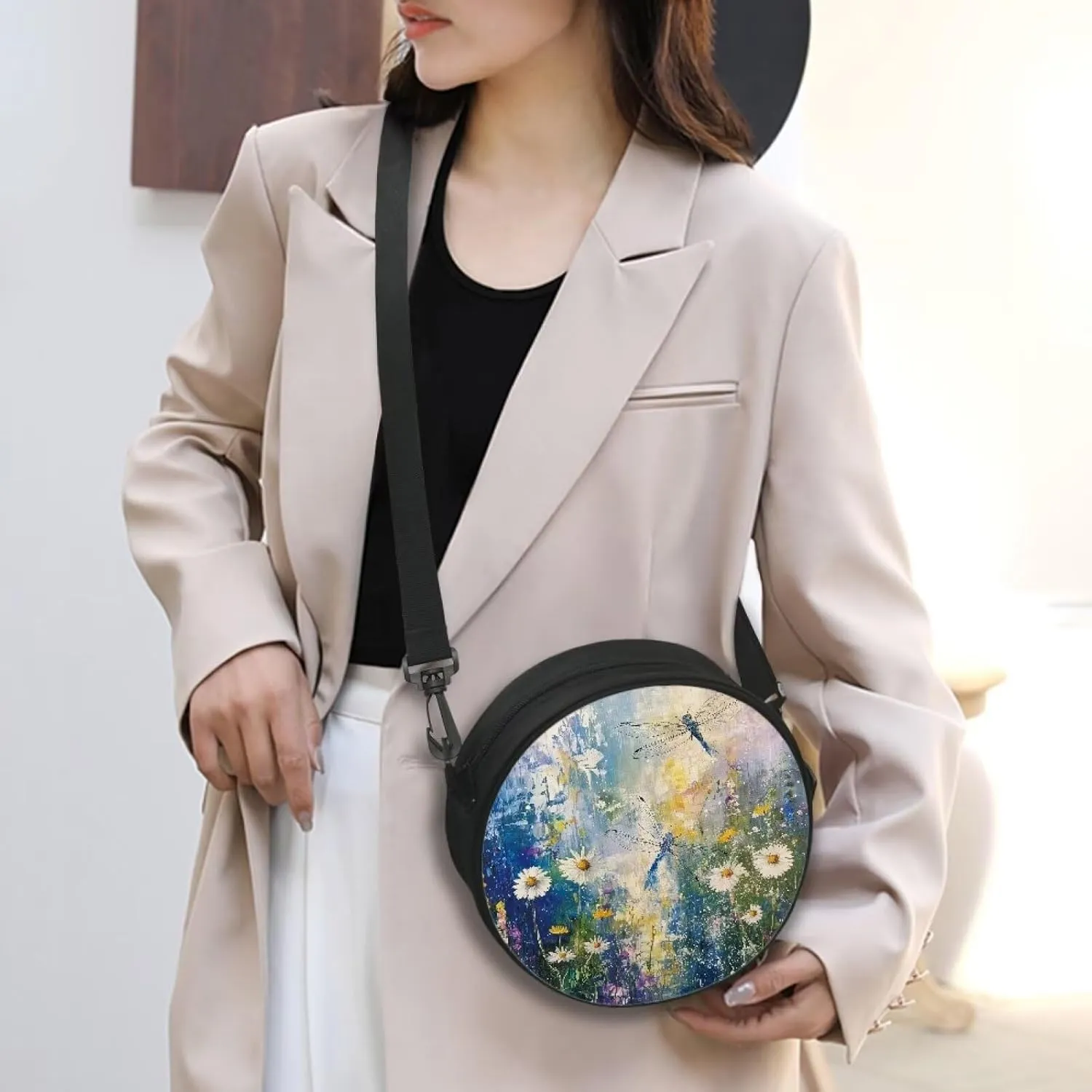 Round Crossbody Bag for Women Fashion Sling Bag for Teen Girls Messenger Bag Lightweight Phone Bag